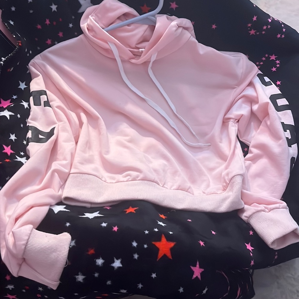Small pink crop top hoodie New York Queens